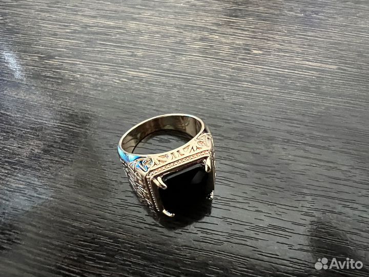 Кольцо перстень