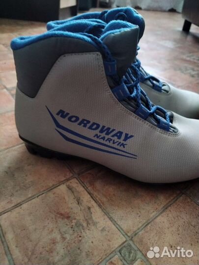 Беговые лыжи