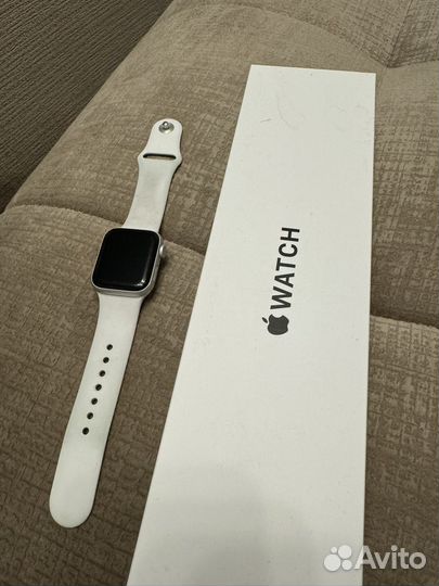 Смарт часы apple watch se