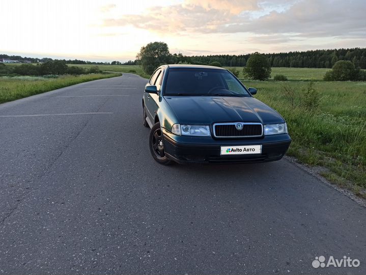 Skoda Octavia 1.8 МТ, 1998, 374 000 км