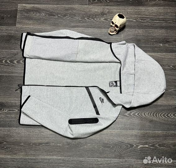 Зипка nike tech fleece