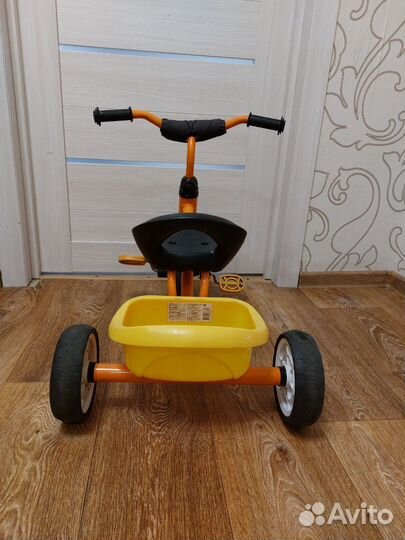 Трехколесный велосипед