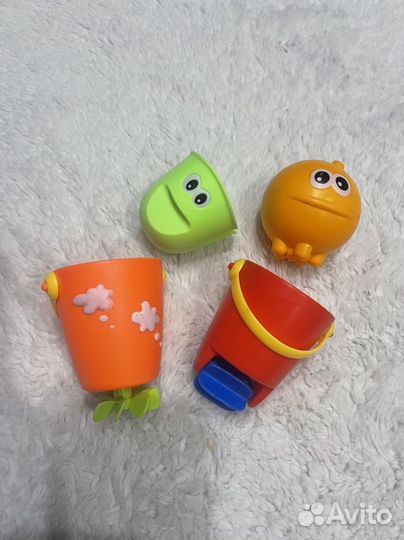 Игрушки для купания в ванной