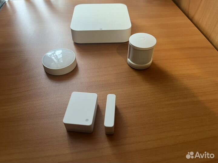 Шлюз Умного дома Xiaomi Yeelight Gateway