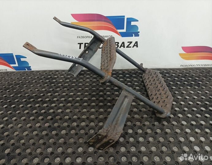 Подножка Iveco Stralis