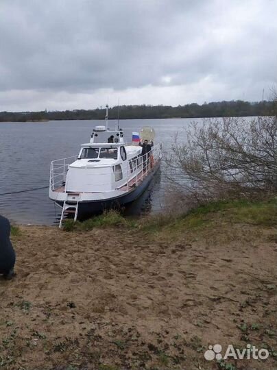 Прогулка и рыбалка на катере