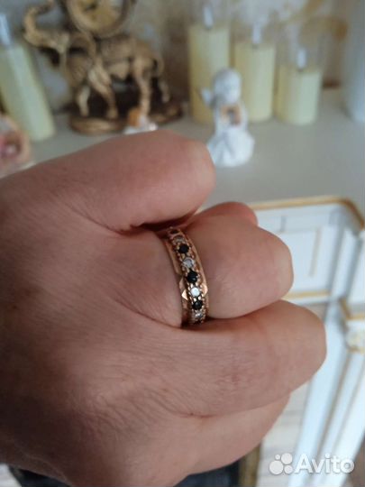 Золотые украшения