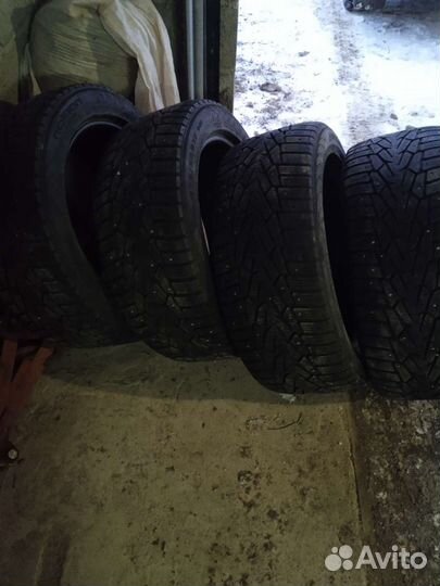 Nokian Tyres Hakkapeliitta 7 225/50 R17 94T
