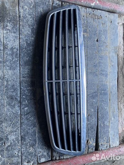Продам решотку w220 mercedes