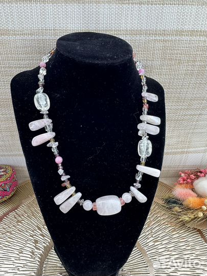 Красивые бусы розовый и прозрачный кварц винтаж