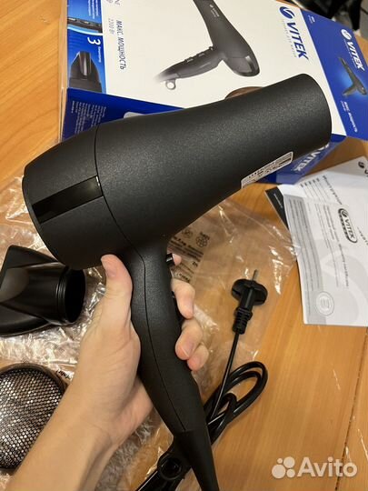 Фен Vitek VT-8231