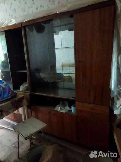 Буфеты и серванты