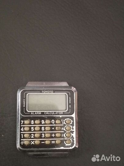 Часы с калькулятором винтаж toyoto