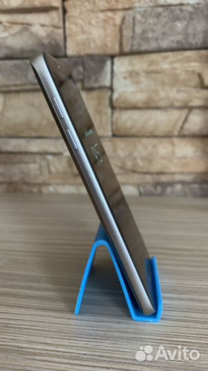 Samsung Galaxy S7, 4/32 ГБ