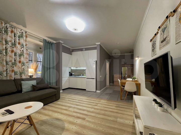 1-к. квартира, 43 м², 1/7 эт.