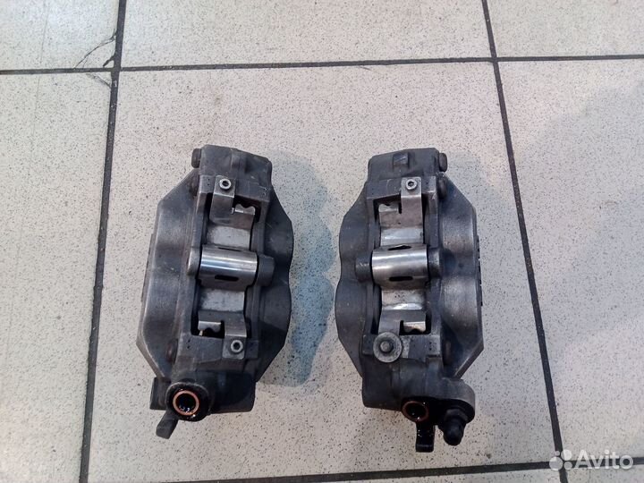 Передний суппорт BMW k 1600 gtl