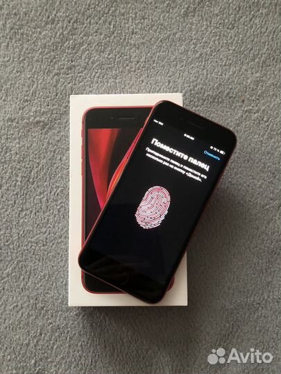 iPhone SE (2020), 64 ГБ