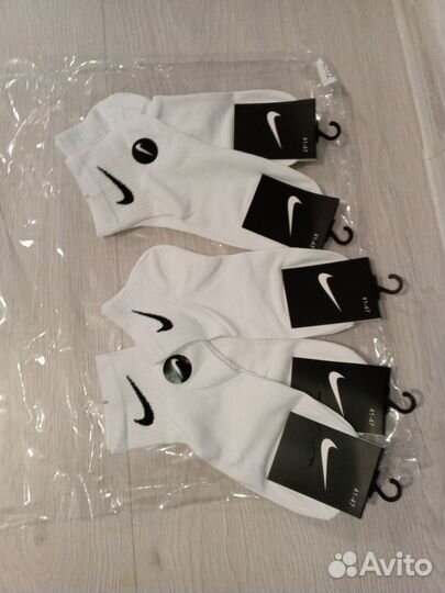 Носки Nike средние белые