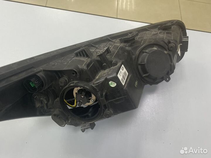 Фара галогеновая левая Kia Ceed JD 2012-2018