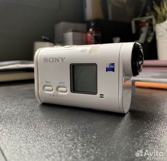 Экшн видеокамера Sony FDR-X1000V (4K ActionCam)