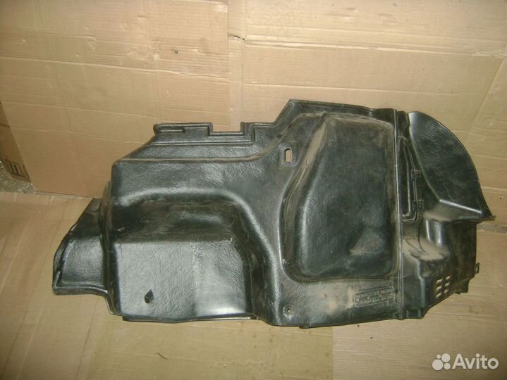 Обшивка багажника Nissan Almera Classic (B10)