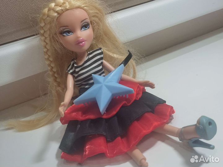 Кукла Bratz
