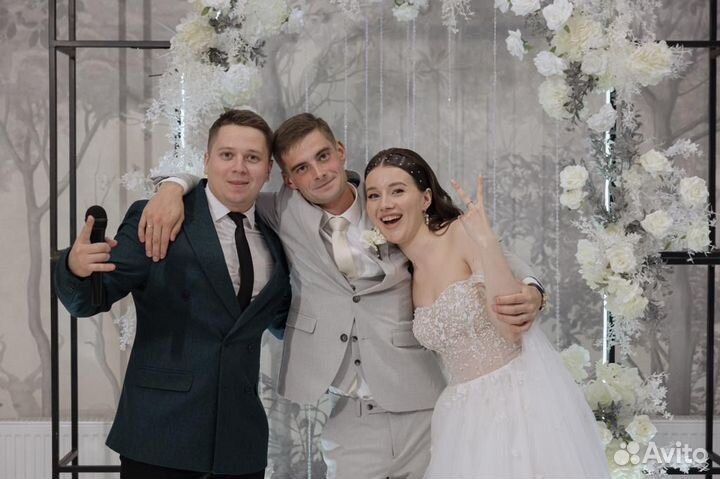 Ведущий и диджей на свадьбу