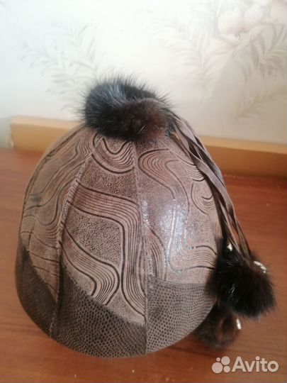 Шапки зимние женские молодежные