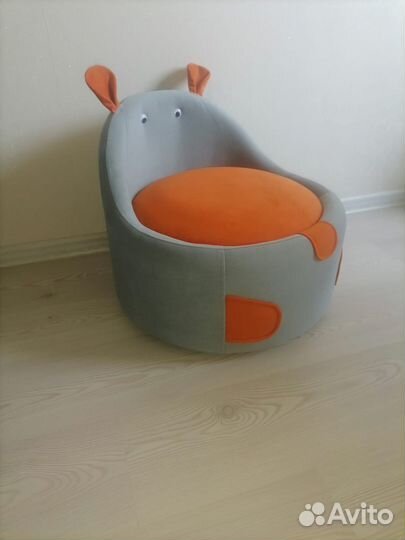 Детское кресло пуфик