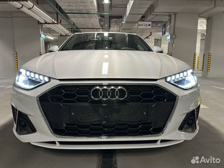 Audi A4 2.0 AMT, 2022, 200 км