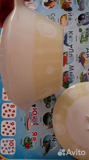 Фарфоровая супница