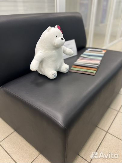 Маленький диван в офис