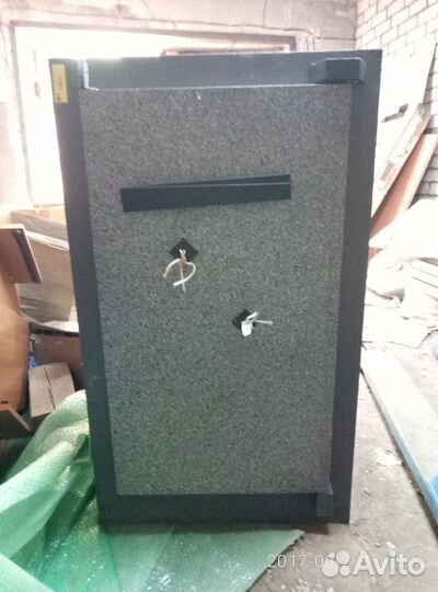 Сейф Новатор 4