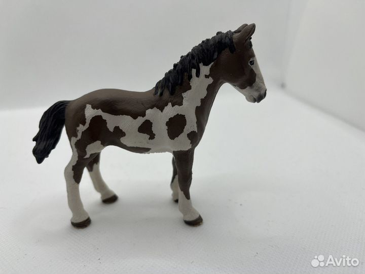 Фигурки лошадей schleich