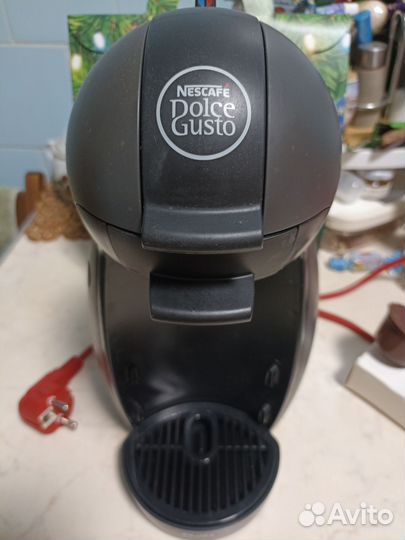 Капсульная кофемашина dolce gusto