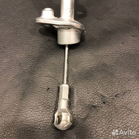 Ограничитель заднего борта LH Range Rover 4 2012