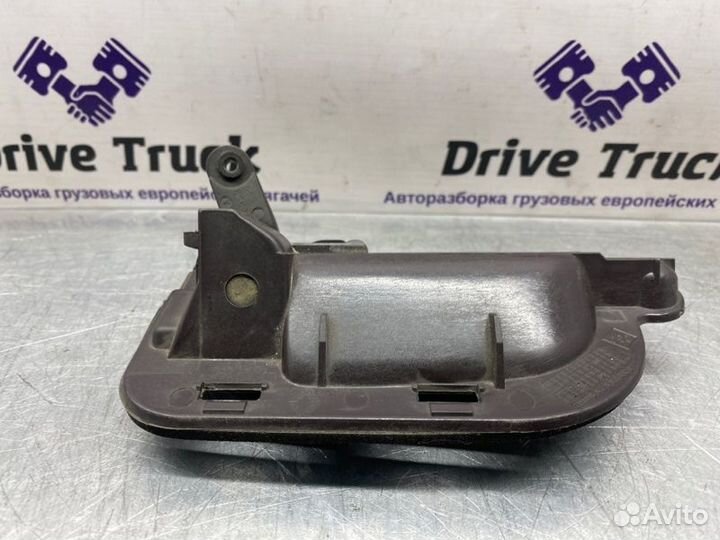 Ручка двери внутренняя левая Renault Magnum DXI13