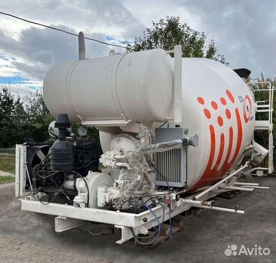 Водобак автобетоносмесителя