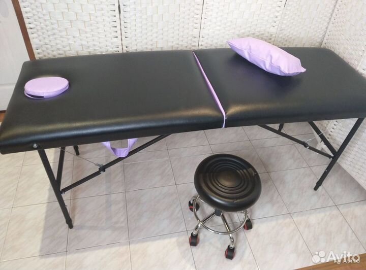Кушетка. стол массажный. + подушечка