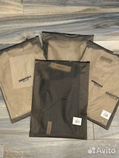 Футболка adidas essentials