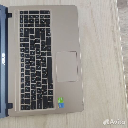 Мощный, игровой Asus,8Gb,SSD 240Gb, Geforce920M,i3