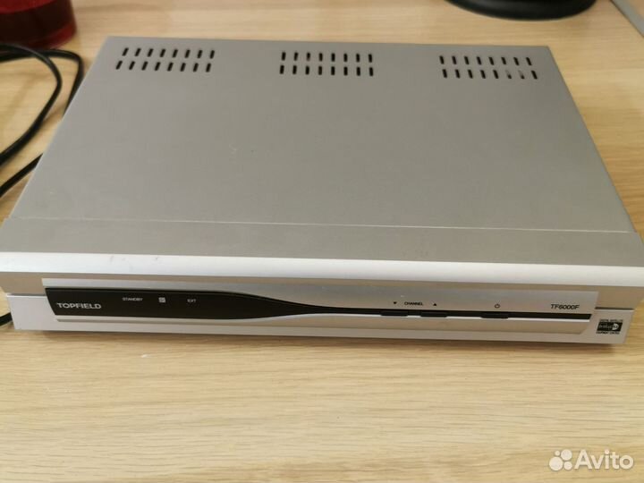 Ресивер спутниковый на открытые каналы Topfield