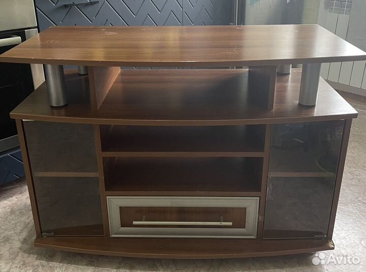 Тумба под телевизор