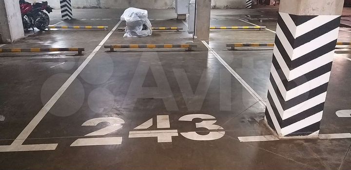 Машиноместо, 16 м²