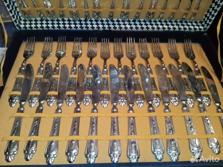 Набор столовых приборов винтаж