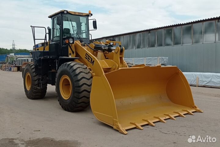 Фронтальный погрузчик SEM 658D, 2023