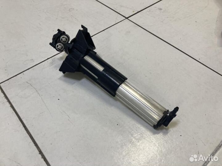 Форсунка омывателя фары Citroen DS5 K