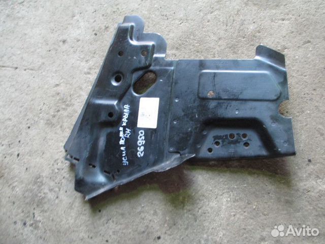 Усилитель крыла правый Audi (4F0809202)