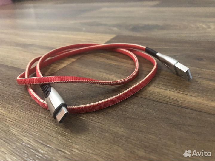 Зарядный кабель Type-C