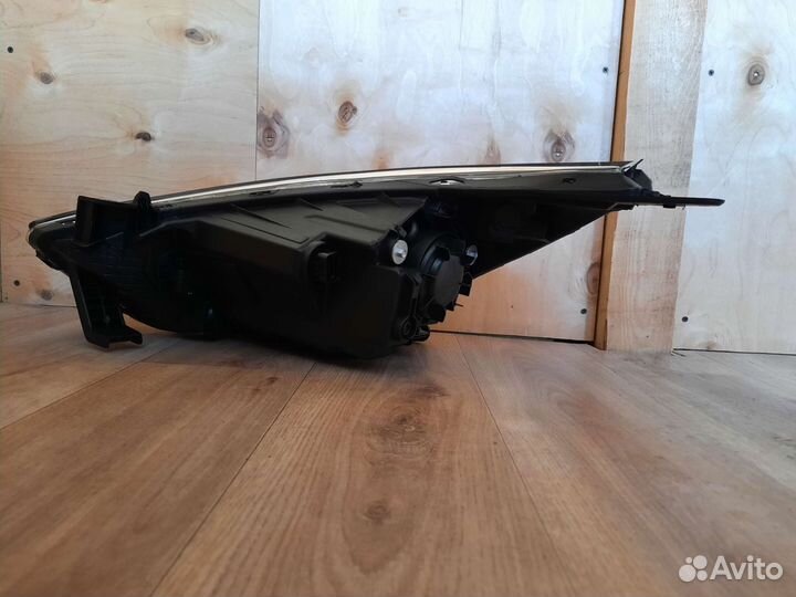 Фара Hyundai Solaris